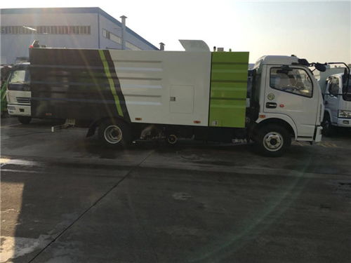 【淮南东风多利卡垃圾清扫车价格配置】- 